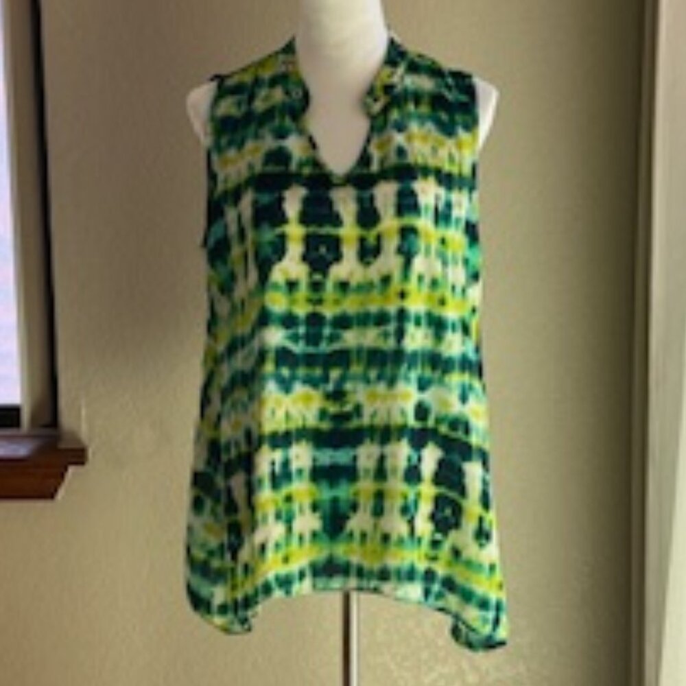 Sami and Jo Large sleeveless top. Green and black tie-dye pattern.